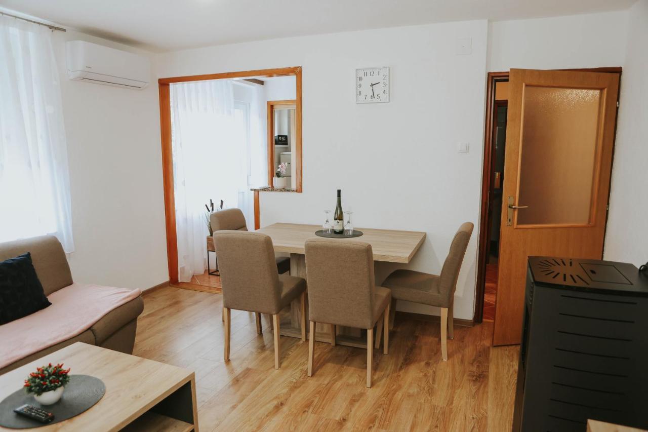 I&T Apartman Gospić 외부 사진
