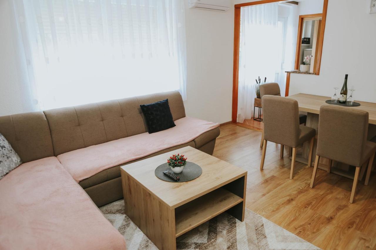 I&T Apartman Gospić 외부 사진